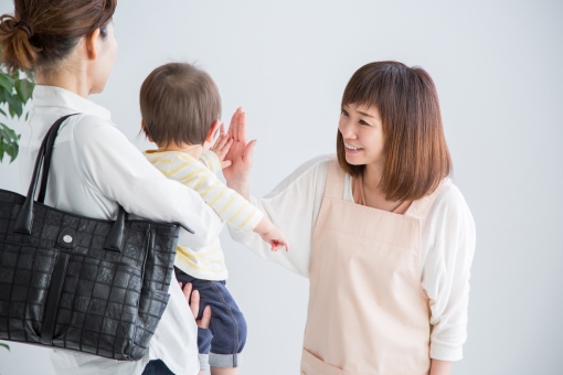 子育てしながら正社員で働くには？仕事と両立するためのポイントを紹介