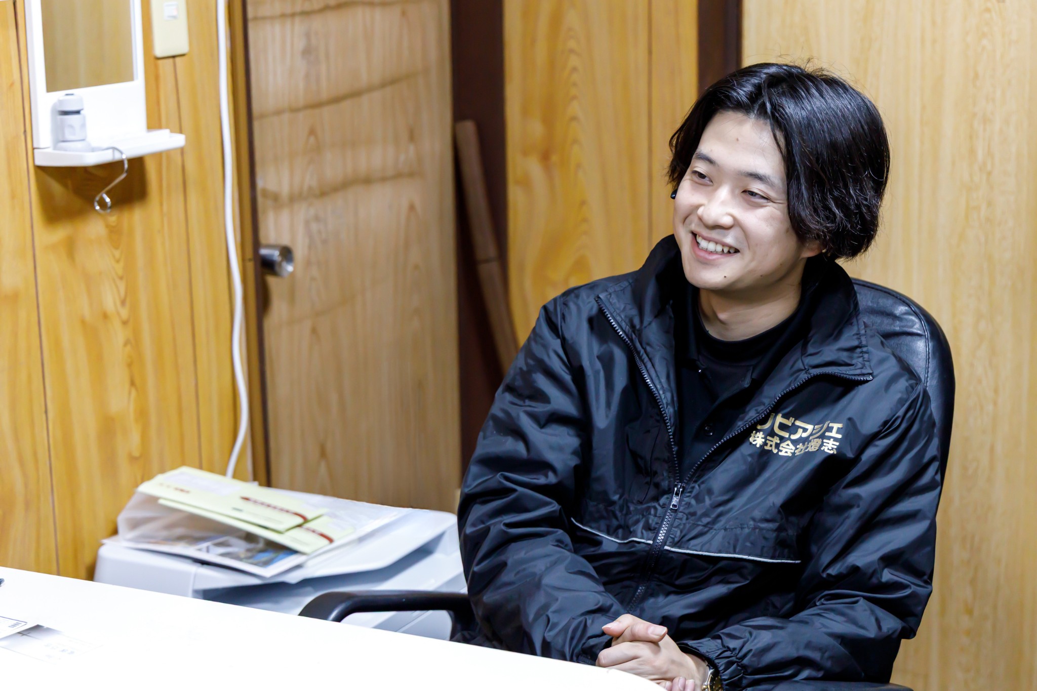 現場と経営を両立し、案件対応数を拡大。「秘書ユニット」で実現した業務改革