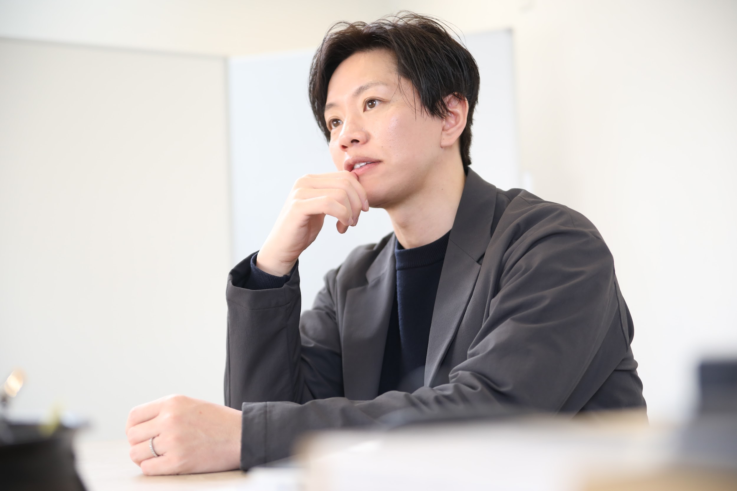 経営者一人に集中していた業務を分解。判断軸を整理し再現性ある体制を構築